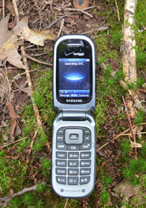 An unconnected cell phone in the middle of the Porkies.